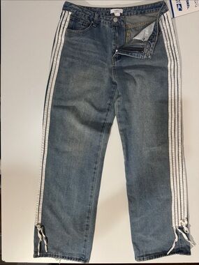 Forever 21 Men’s Blue Straight Jeans with White Side Stripes